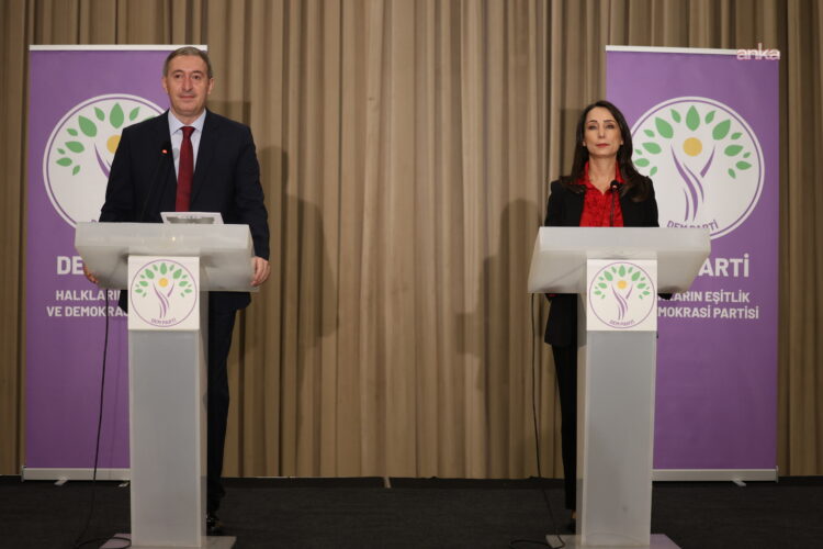 PKK’nın Türkiye’den çekilmesi sonrası DEM Parti’den açıklama