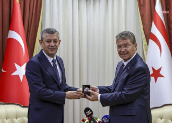 Özgür Özel: “Kıbrıs’a uygulanan ekonomik ambargolar kabul edilemez”