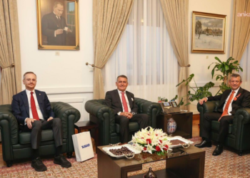 TÜSİAD’dan, CHP Genel Başkanı Özgür Özel’e ziyaret