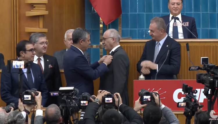 Doğan Demir, CHP’ye katıldı
