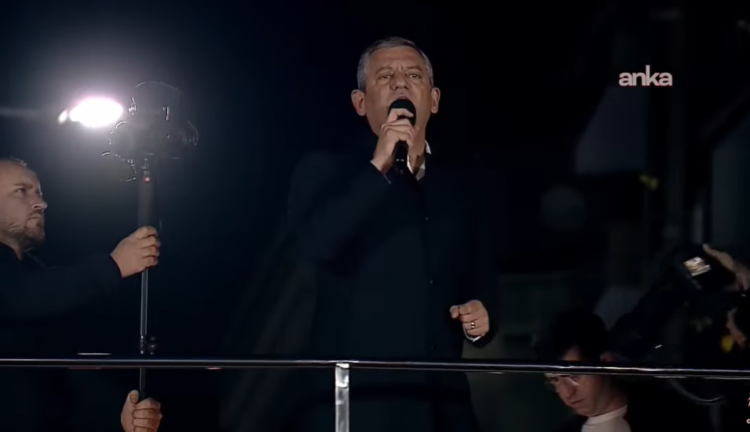 Özgür Özel:  ‘AKP’nin kara düzenini yıkacağız’