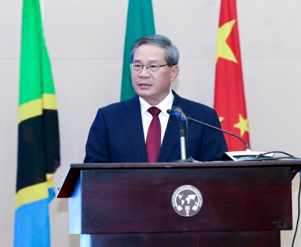 Çin Başbakanı Li, Tanzanya-Zambiya Demiryolu’nu yeniden canlandırma projesinin temel atma törenine katıldı