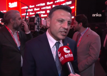 Özgür Çelik: “Bu kurultay iktidar kurultayı”