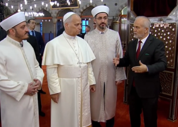 Papa 14’üncü Leo, Sultanahmet Camisi’ni ziyaret etti