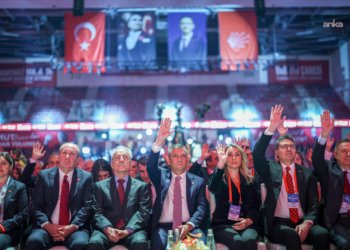 CHP’nin 39’uncu Olağan Kurultayı… 15 maddelik parti tüzüğü değişikliği kabul edildi