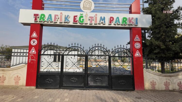 Adıyaman Belediyesi, 6 Şubat depremlerinde hasar gören parkı yeniledi