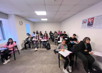 Beyoğlu’nda eğitimde fırsat eşitliği: Ücretsiz kurslardan 1084 öğrenci faydalanıyor