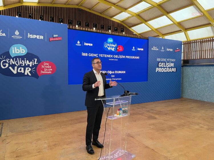 İBB, genç yeteneklerini geleceğin liderleri olarak yetiştiriyor
