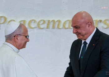 Papa 14. Leo, Lübnan’da barış mesajı verdi