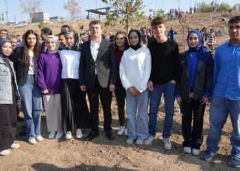 Adıyaman’ın il oluşunun 71’inci yılında 71 fidan toprakla buluşturuldu