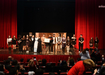 Balıkesir Büyükşehir Belediyesi, hafta sonlarını tiyatroyla renklendiriyor