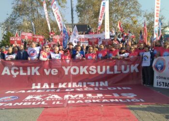 Kamu emekçileri Kadıköy’den seslendi: Bütçede hak yok, halk yok