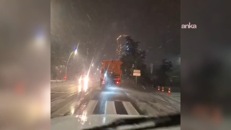 İstanbul’da kar ve buzlanmaya karşı alarm