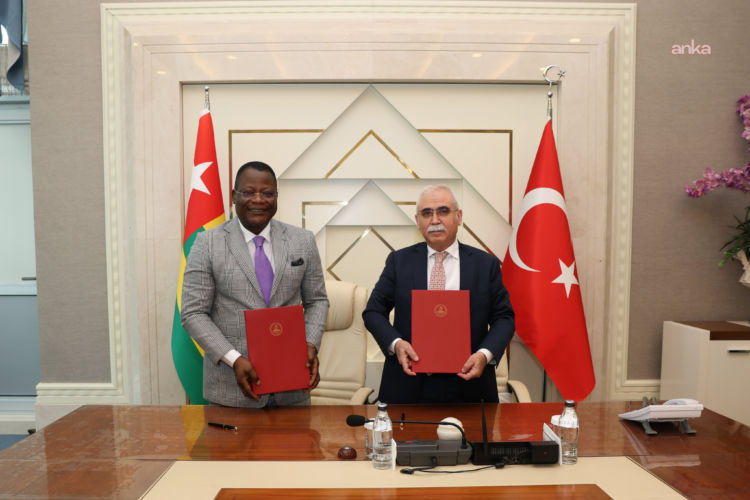 AYM ile Togo Anayasa Mahkemesi Arasında İkili İşbirliği Anlaşması imzalandı