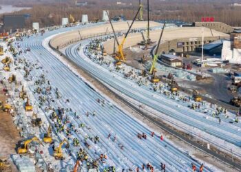 Çin’in Heilongjiang eyaletinde kar fırtınasına karşı kırmızı alarm verildi