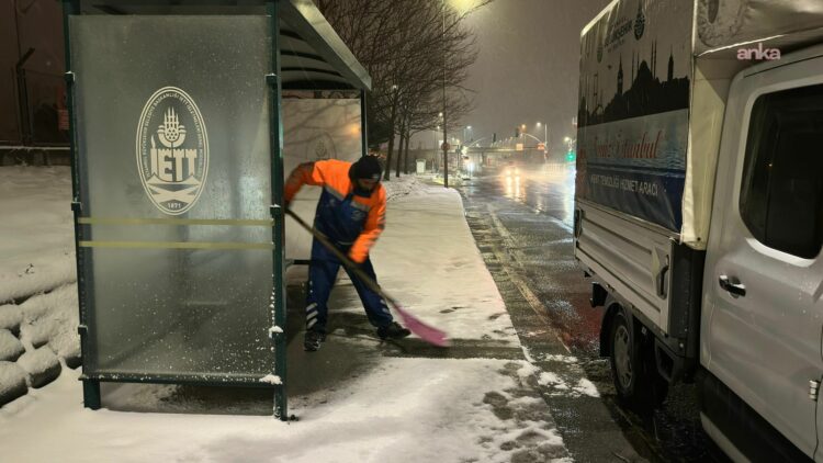 İstanbul’da kar yağışı öncesi toplu ulaşım tedbirleri devrede