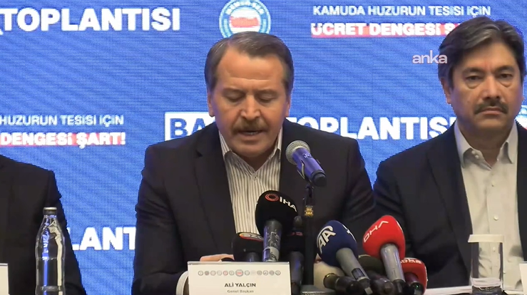 Memur-Sen Genel Başkanı: “58 bin 300 lira maaş alan bir kişi nasıl evlilik hayali kuracak”