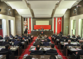 Özgür Özel, partisinin 81 il başkanıyla bir araya geldi