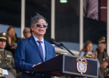 Kolombiya lideri Petro:  AOS ve BM derhal toplanmalı