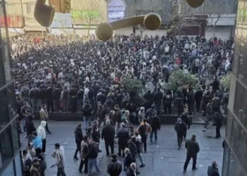 İran’da internet kesintisi 200 saati aştı