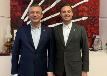 Ahmet Akın, Özgür Özel ile görüştü