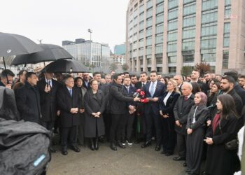 Özgür Çelik: “Gençliği kelepçelerle, adliye koridorlarıyla susturamazsınız”