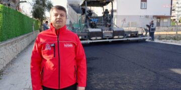 Adıyaman Belediyesi’nden Yeni Mahalle’de yol mesaisi…