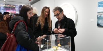 ‘Bir Bahar Günü’ karma sergisi İstiklal Sanat Galerisi’nde açıldı