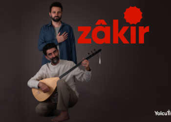 Zakir oyunu tiyatroseverlerle buluşmaya devam ediyor