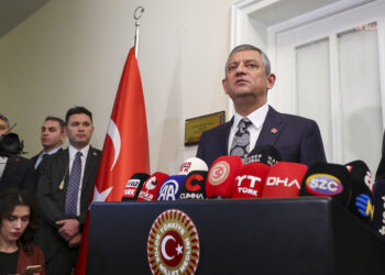 Özgür Özel: “Elimizden gelen katkıyı yapmaya devam edeceğiz”