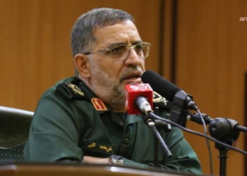 Naini: İran, ABD ve İsrail ile altı ay ‘geniş çaplı bir savaş’ sürdürebilir