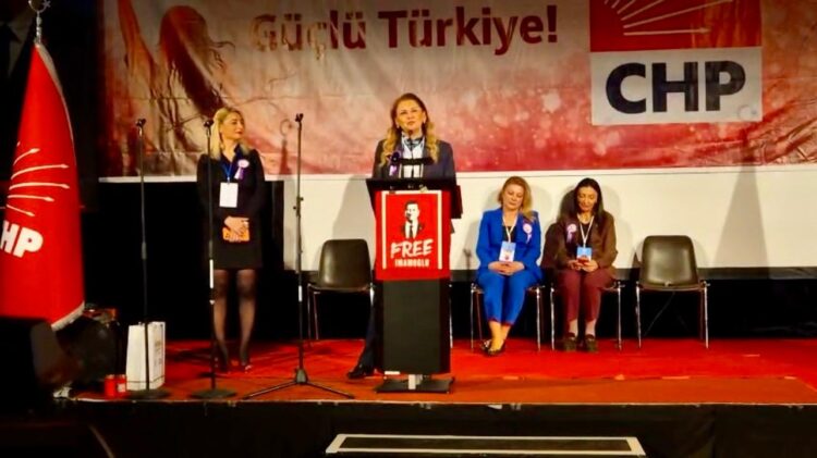 Başkan Ovalıoğlu Avusturya’da kadınlarla buluştu