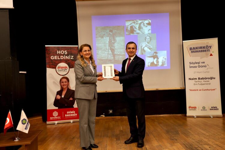 Naim Babüroğlu, Bakırköylülerle buluştu