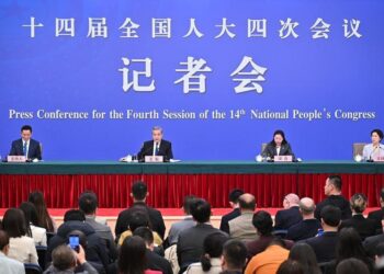 Çin Dışişleri Bakanı: Diplomatik gündemimizde komşu ülkelere her zaman öncelik veriyoruz