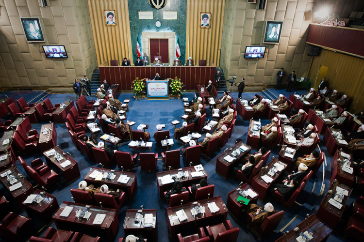 İran’ın yeni dini lideri seçildi! İsmi açıklanmayacak