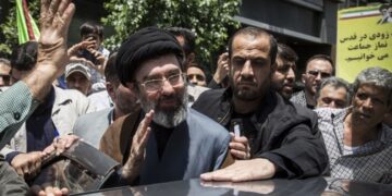 İran’ın yeni dini lideri Mücteba Hamaney kimdir?