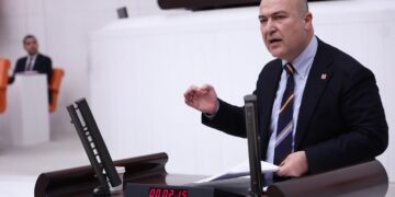 CHP’li Bakan’dan “İran” uyarısı: “Aynı hatayı tekrar etme lüksümüz yok”