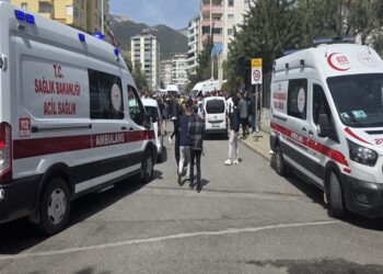 Kahramanmaraş’ta orta okulda silahlı saldırı! Can kaybı ve yaralılar var…
