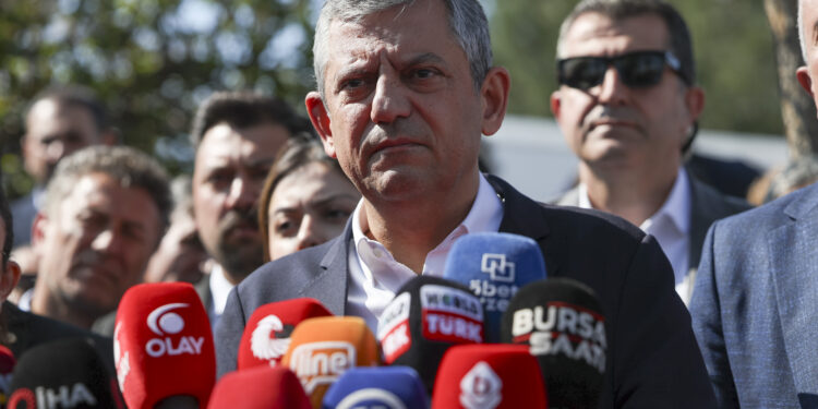 Özgür Özel: “Ara seçim yapma iradesini söylesinler”