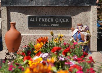 Ali Ekber Çiçek, Edremit’te mezarı başında anıldı