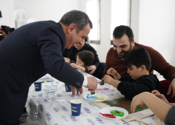 Beyoğlu’nda özel çocuklardan sanat dolu mesai