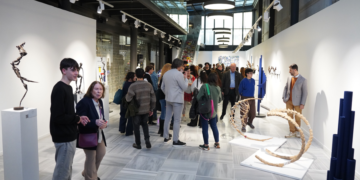 Genç sanatçıların özgün eserleri Beyoğlu’nda sanatseverlerle buluştu