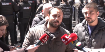 Doruk Madencilik işçilerinin eylemi sürüyor