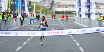 Türkiye İş Bankası  21. İstanbul Yarı Maratonu’nda kit dağıtımı başladı