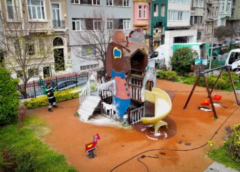 Beyoğlu’nda 100 günlük temizlik seferberliği