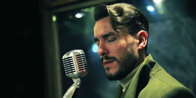 Hakkında gözaltı kararı verilen Cem Adrian’dan açıklama