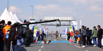İstanbul Yarı Maratonu’nda rekorlar geçidi: 20 bin koşucu Tarihi Yarımada’da buluştu