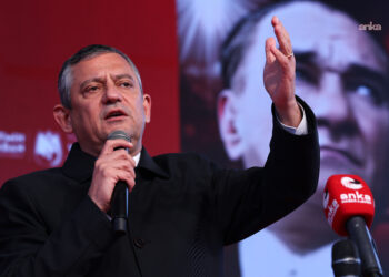 Özgür Özel: “Bir sonraki seçim akşamı ‘CHP 100 yıl sonra yeniden iktidar partisi’ anonsu yapacağım”