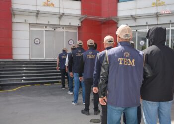 33 ilde FETÖ operasyonu: 69 şüpheli yakalandı
