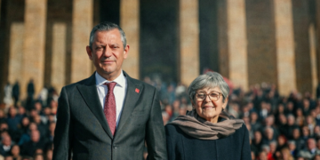 Özgür Özel’den Anneler Günü mesajı